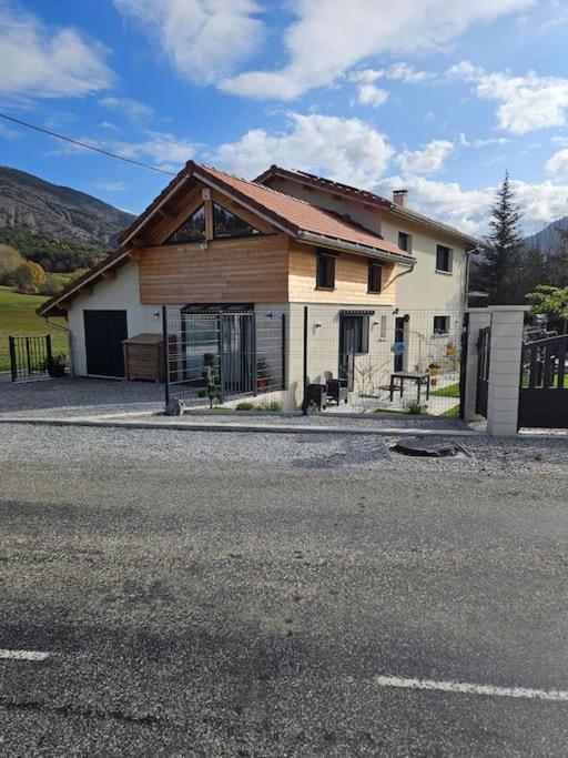 Evasion Paisible A Breziers Villa Exterior photo
